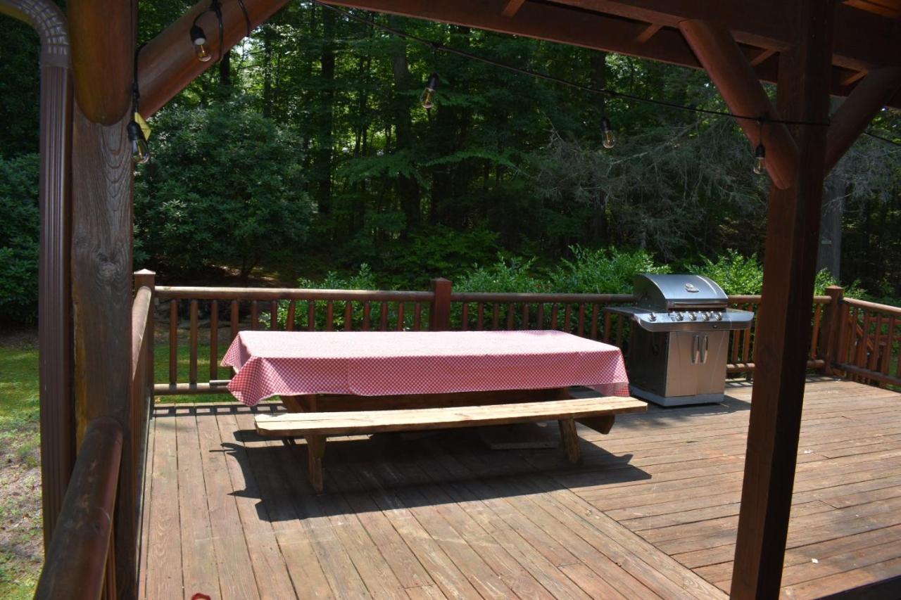 Tree Top Lodge - Gorgeous Lake Cabin With Hot Tub & Magnificent Views Of Forests And Mountains! Cabin Butler Extérieur photo
