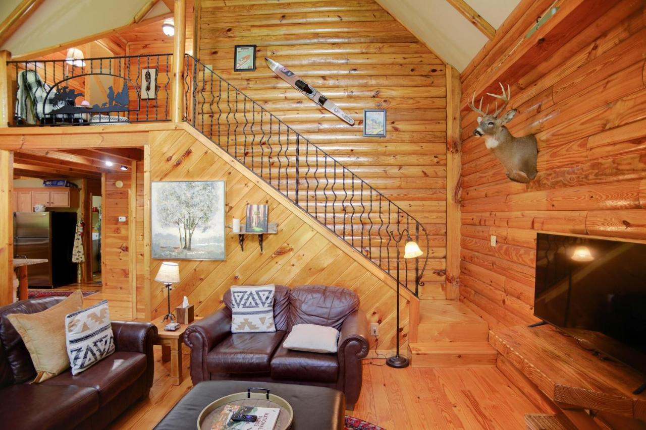 Tree Top Lodge - Gorgeous Lake Cabin With Hot Tub & Magnificent Views Of Forests And Mountains! Cabin Butler Extérieur photo