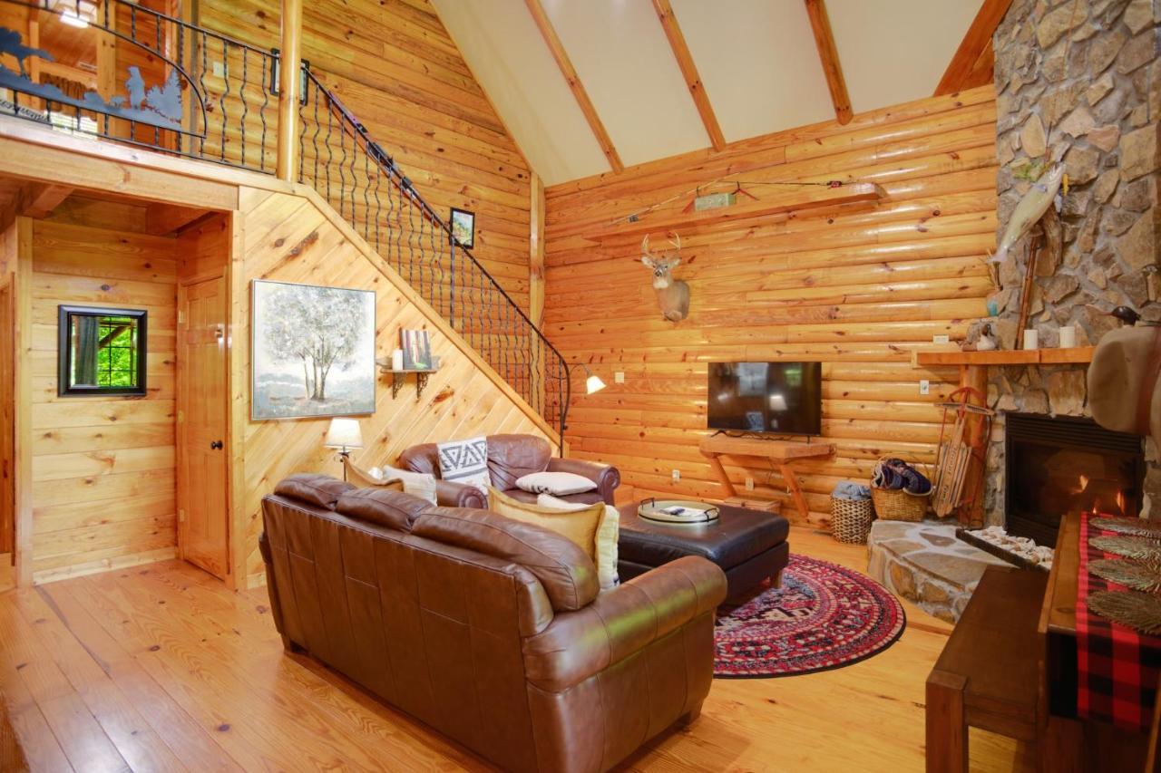 Tree Top Lodge - Gorgeous Lake Cabin With Hot Tub & Magnificent Views Of Forests And Mountains! Cabin Butler Extérieur photo