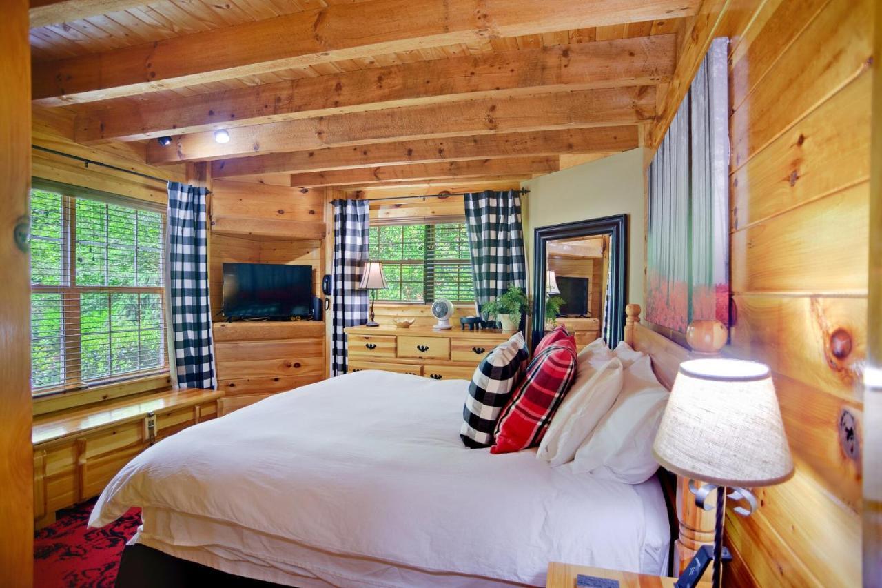 Tree Top Lodge - Gorgeous Lake Cabin With Hot Tub & Magnificent Views Of Forests And Mountains! Cabin Butler Extérieur photo