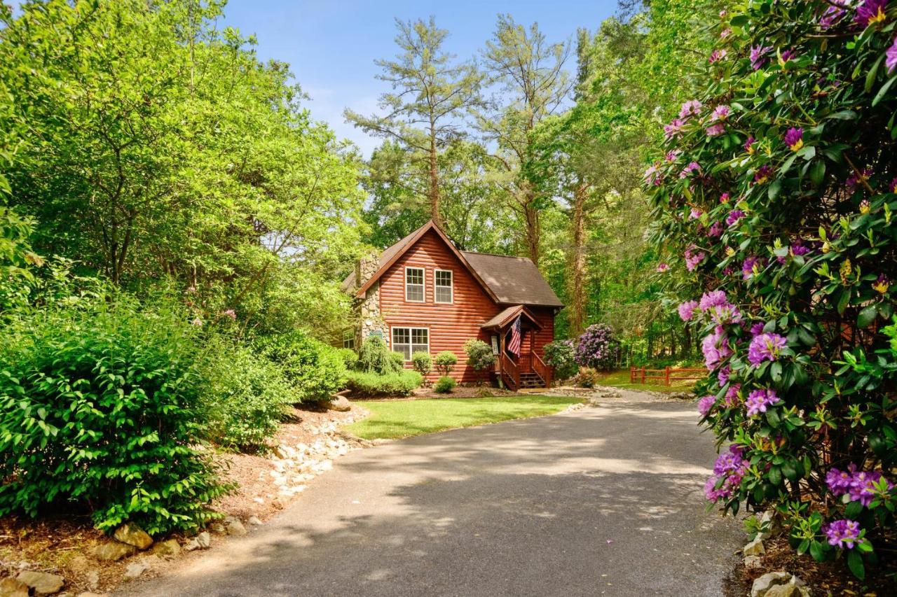Tree Top Lodge - Gorgeous Lake Cabin With Hot Tub & Magnificent Views Of Forests And Mountains! Cabin Butler Extérieur photo