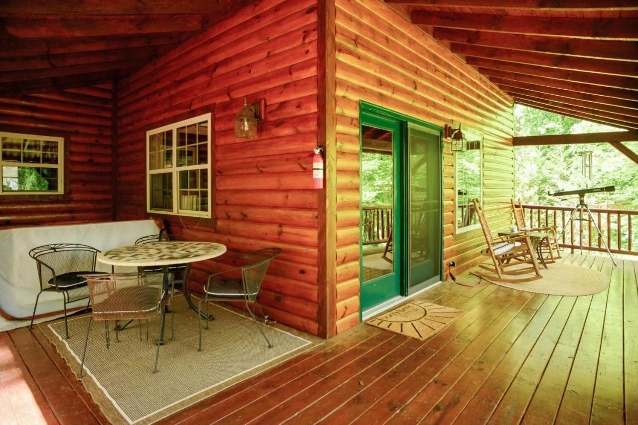 Tree Top Lodge - Gorgeous Lake Cabin With Hot Tub & Magnificent Views Of Forests And Mountains! Cabin Butler Extérieur photo
