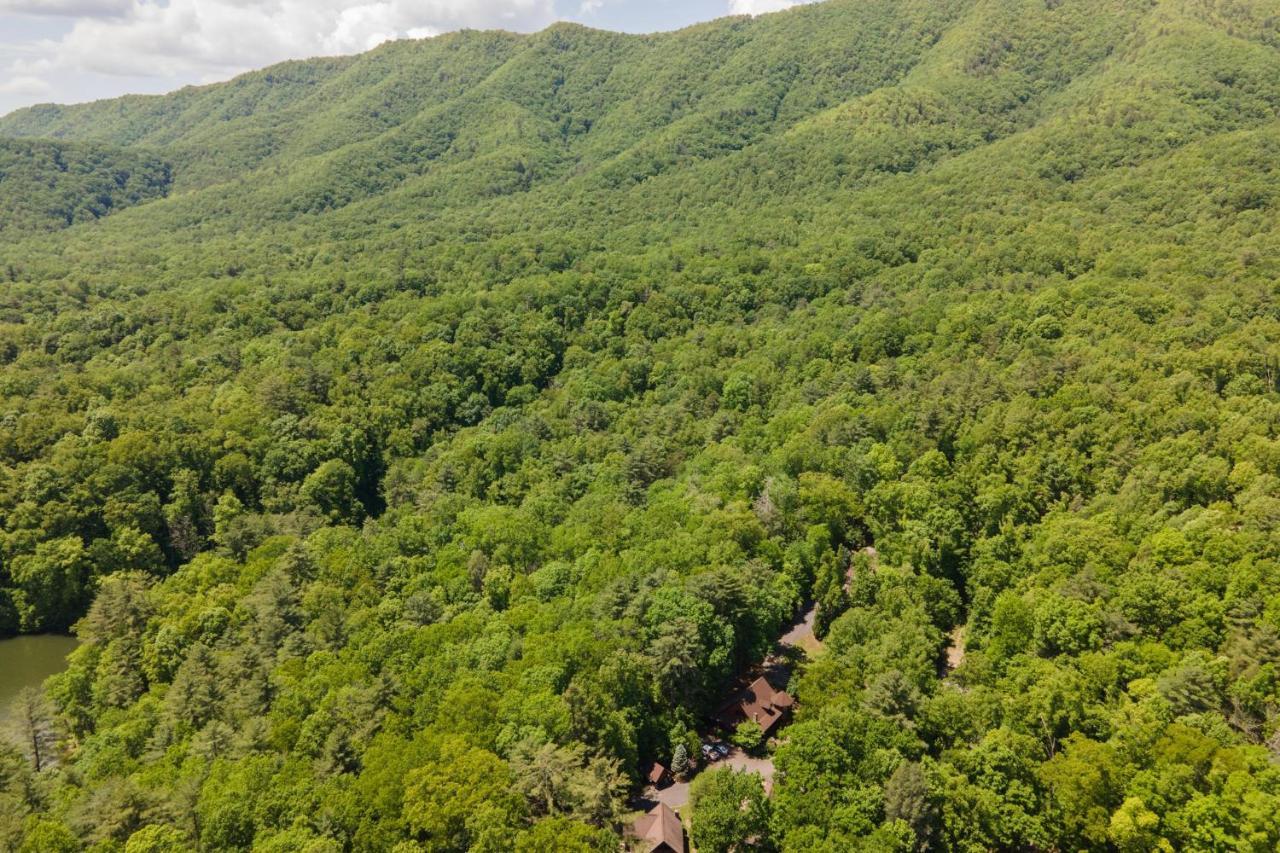 Tree Top Lodge - Gorgeous Lake Cabin With Hot Tub & Magnificent Views Of Forests And Mountains! Cabin Butler Extérieur photo